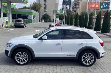Внедорожник / Кроссовер Audi Q5 2016 в 