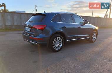 Позашляховик / Кросовер Audi Q5 2016 в 