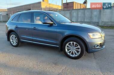 Позашляховик / Кросовер Audi Q5 2016 в 