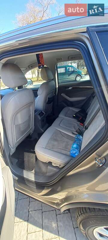 Внедорожник / Кроссовер Audi Q5 2009 в Дрогобыче