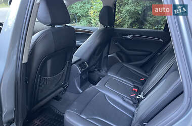 Внедорожник / Кроссовер Audi Q5 2011 в 