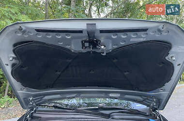 Внедорожник / Кроссовер Audi Q5 2011 в 