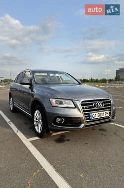 Внедорожник / Кроссовер Audi Q5 2015 в 