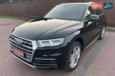 Внедорожник / Кроссовер Audi Q5 2017 в Киеве