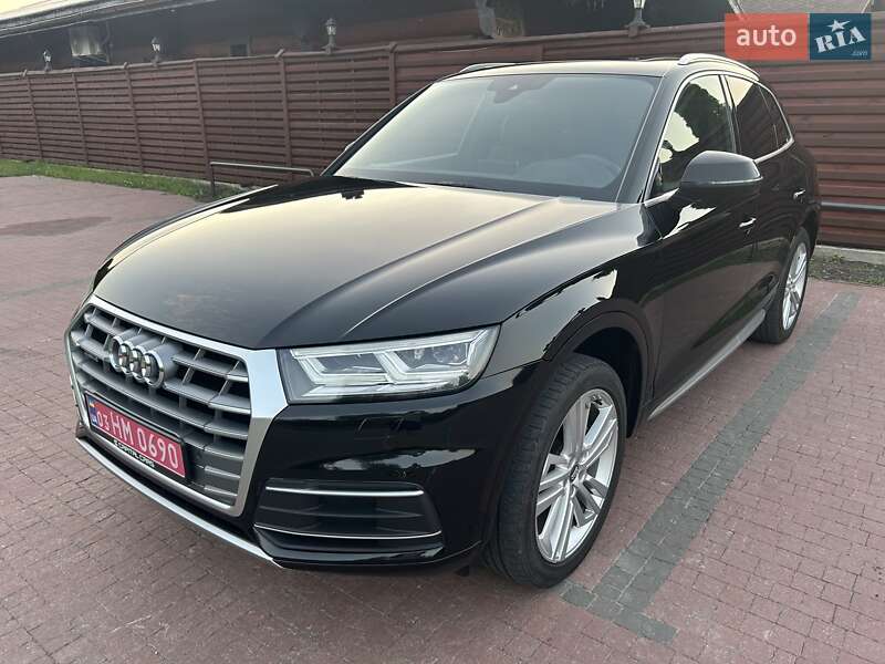 Позашляховик / Кросовер Audi Q5 2017 в Києві