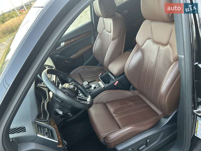 Позашляховик / Кросовер Audi Q5 2017 в Києві