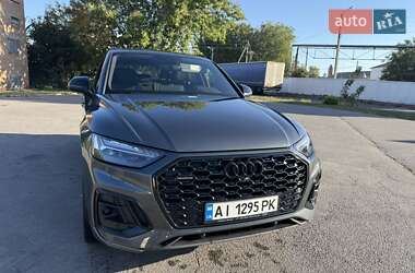 Внедорожник / Кроссовер Audi Q5 2021 в Киеве
