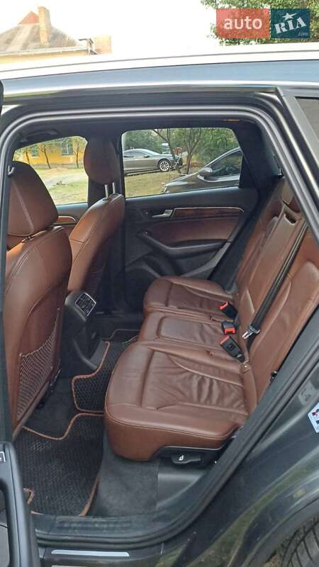 Позашляховик / Кросовер Audi Q5 2014 в Києві