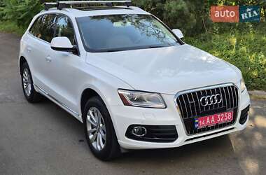 Внедорожник / Кроссовер Audi Q5 2015 в 