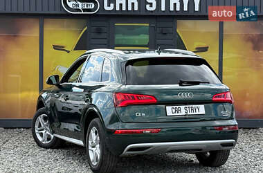 Позашляховик / Кросовер Audi Q5 2017 в 