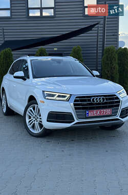 Внедорожник / Кроссовер Audi Q5 2018 в Киеве
