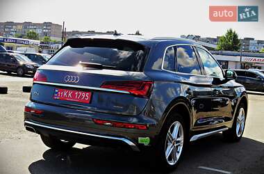 Позашляховик / Кросовер Audi Q5 2022 в 
