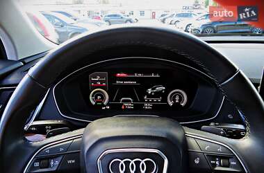 Позашляховик / Кросовер Audi Q5 2022 в 