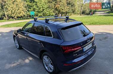 Внедорожник / Кроссовер Audi Q5 2017 в 
