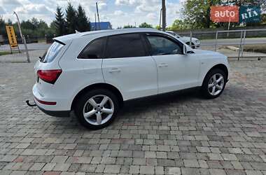 Внедорожник / Кроссовер Audi Q5 2012 в 