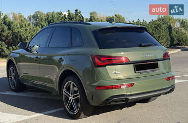 Внедорожник / Кроссовер Audi Q5 2023 в 