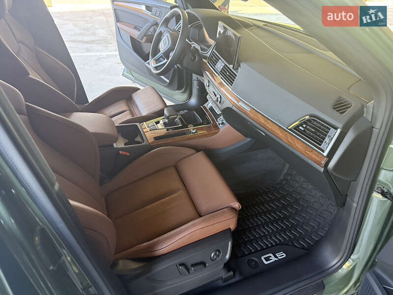 Позашляховик / Кросовер Audi Q5 2023 в Києві