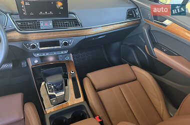 Внедорожник / Кроссовер Audi Q5 2023 в 
