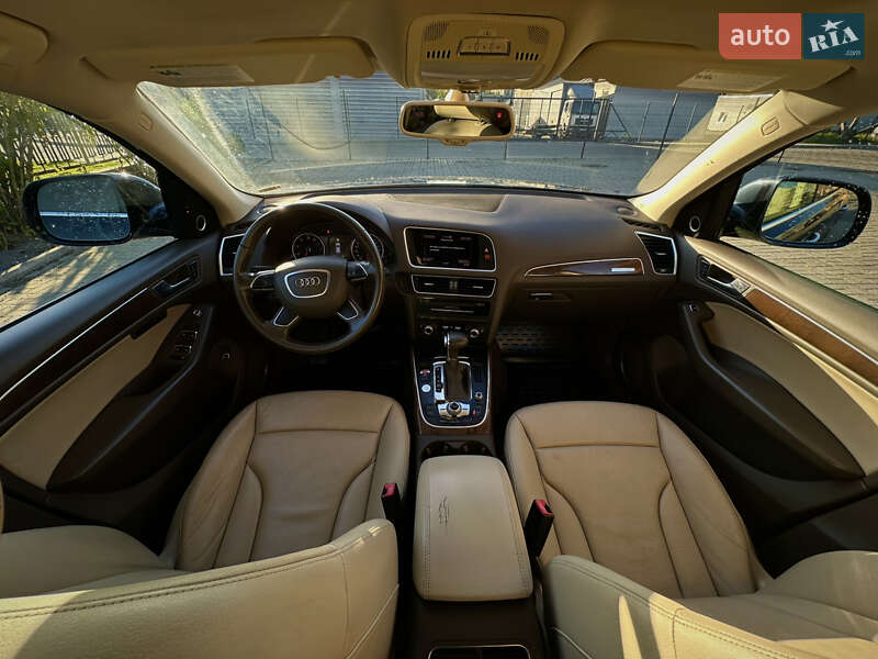Позашляховик / Кросовер Audi Q5 2016 в Львові