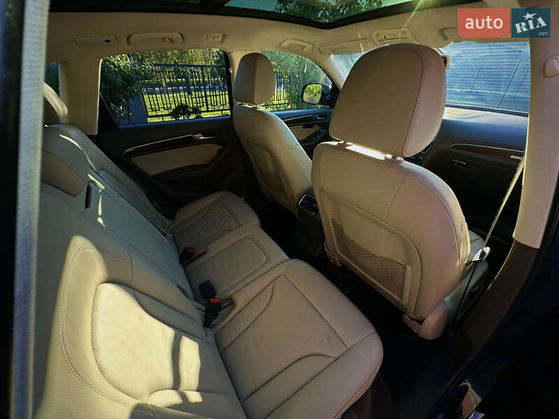 Позашляховик / Кросовер Audi Q5 2016 в Львові
