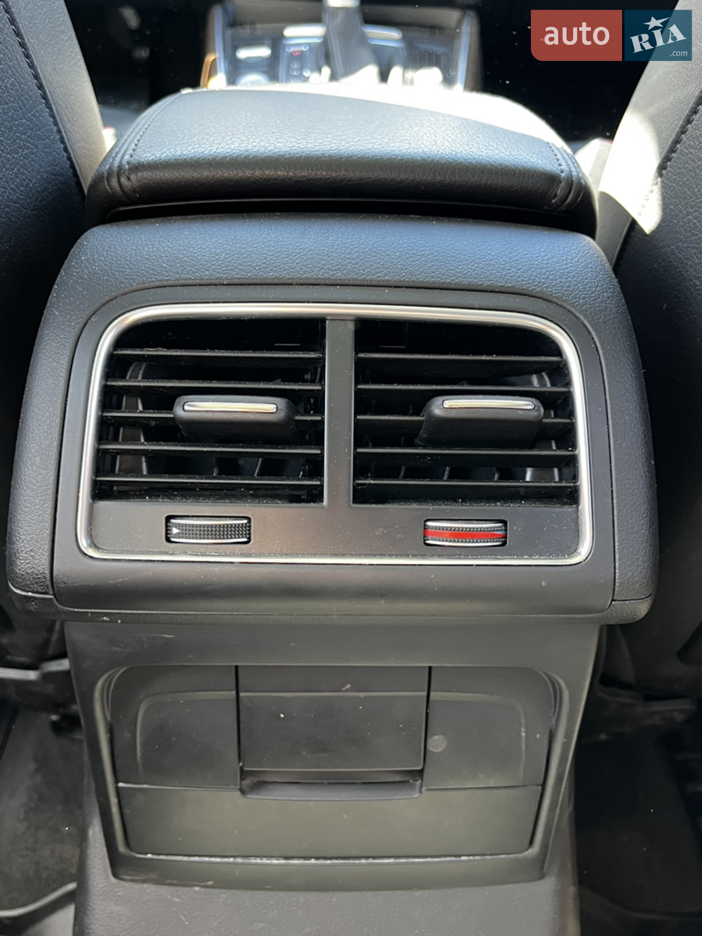 Audi Q5 2015 VIN WA1L2AFP1GA022542 фото оголошення 24 з 37