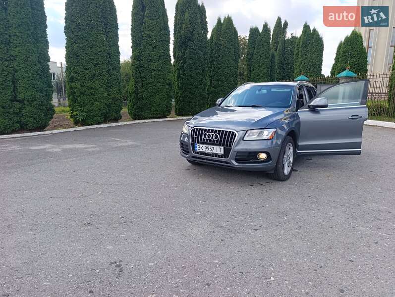 Внедорожник / Кроссовер Audi Q5 2014 в Дубно