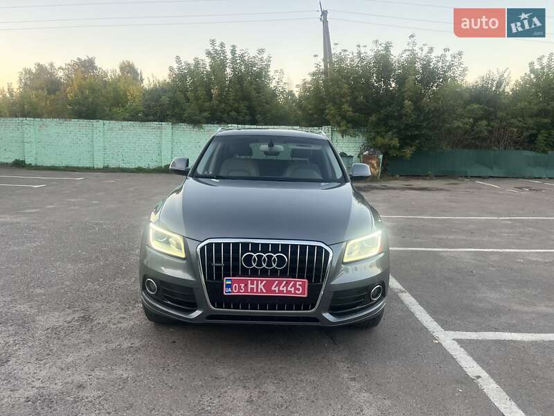 Позашляховик / Кросовер Audi Q5 2015 в Дубні