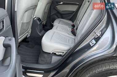 Внедорожник / Кроссовер Audi Q5 2015 в 