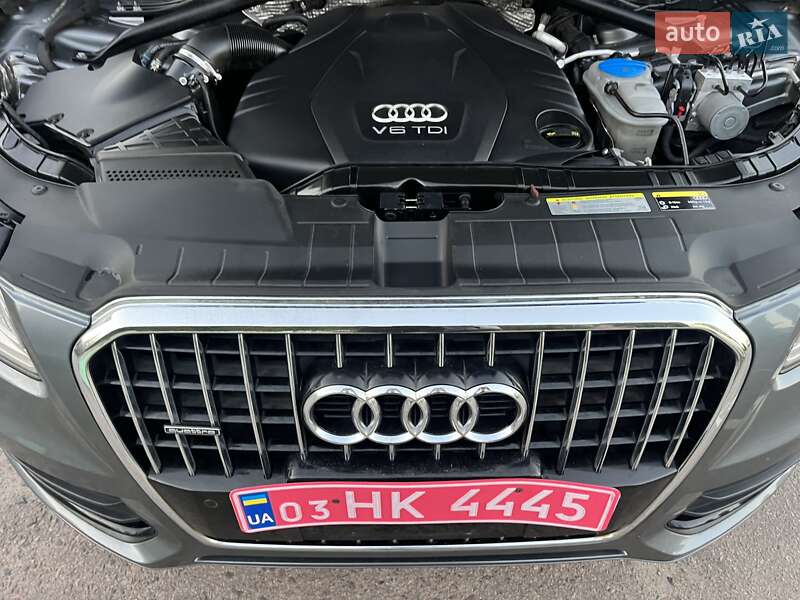 Позашляховик / Кросовер Audi Q5 2015 в Дубні