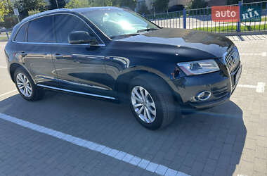 Внедорожник / Кроссовер Audi Q5 2015 в 