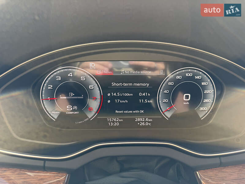 Внедорожник / Кроссовер Audi Q5 2022 в Львове