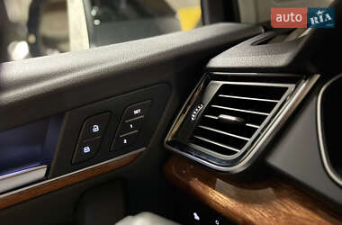 Позашляховик / Кросовер Audi Q5 2022 в 