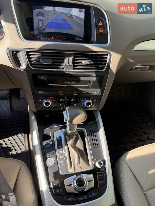 Внедорожник / Кроссовер Audi Q5 2016 в Киеве