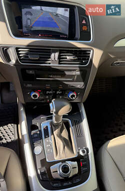 Позашляховик / Кросовер Audi Q5 2016 в 