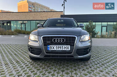 Внедорожник / Кроссовер Audi Q5 2011 в 