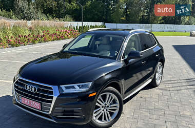 Позашляховик / Кросовер Audi Q5 2017 в Луцьку