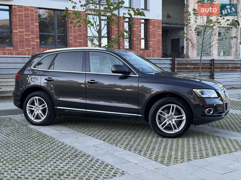 Позашляховик / Кросовер Audi Q5 2016 в Самборі