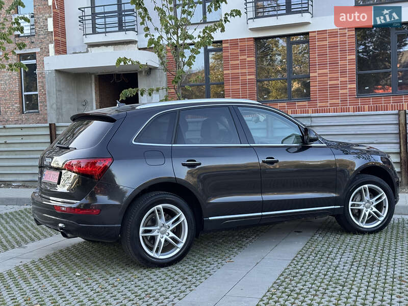 Позашляховик / Кросовер Audi Q5 2016 в Самборі