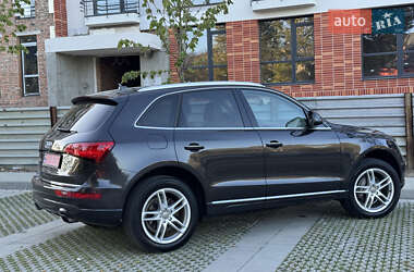 Внедорожник / Кроссовер Audi Q5 2016 в 