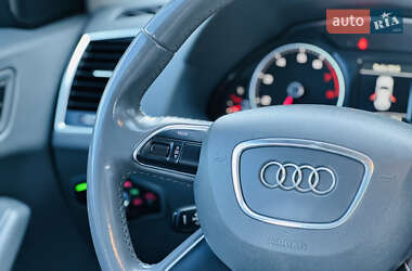 Позашляховик / Кросовер Audi Q5 2013 в 