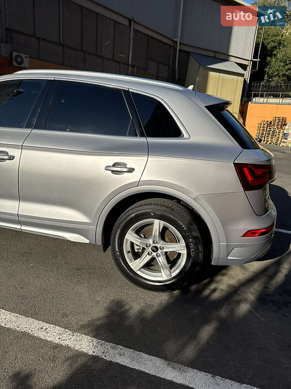 Позашляховик / Кросовер Audi Q5 2022 в Одесі