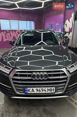 Внедорожник / Кроссовер Audi Q5 2019 в 