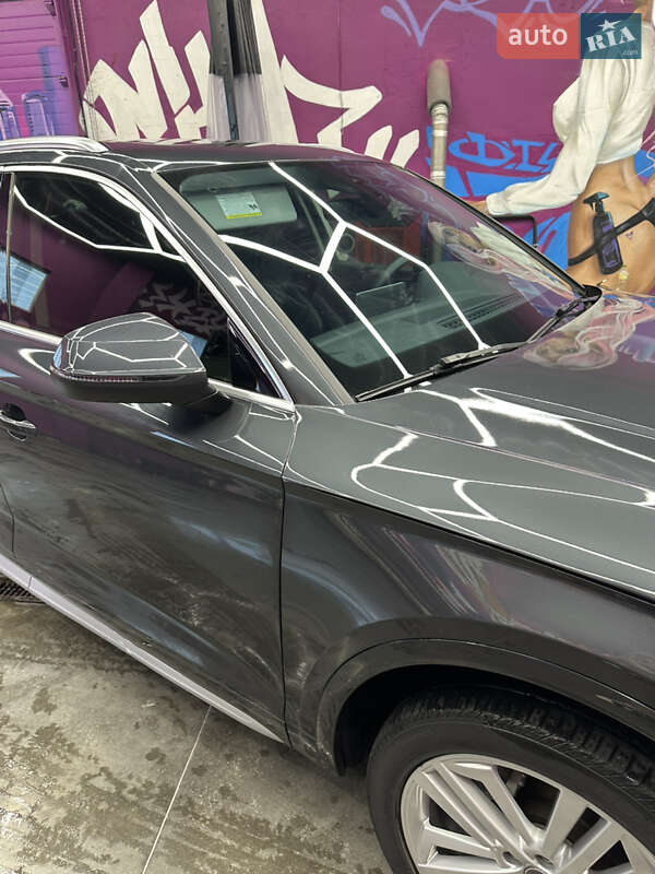 Внедорожник / Кроссовер Audi Q5 2019 в Киеве