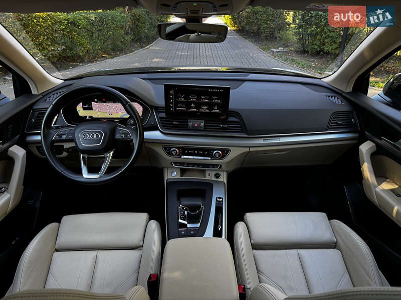 Позашляховик / Кросовер Audi Q5 2021 в Києві