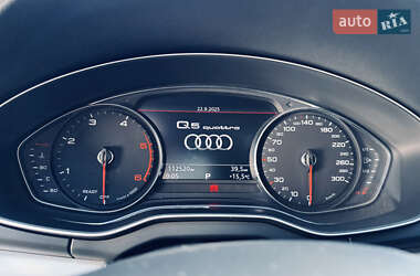 Внедорожник / Кроссовер Audi Q5 2017 в 