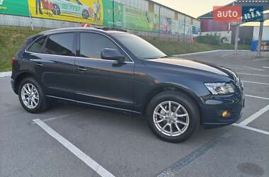 Позашляховик / Кросовер Audi Q5 2012 в 