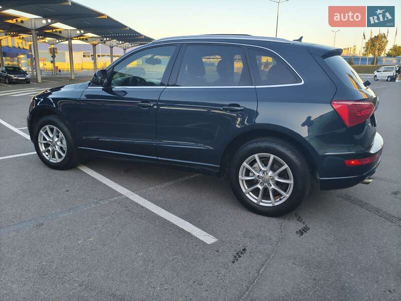 Позашляховик / Кросовер Audi Q5 2012 в Вінниці