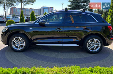 Позашляховик / Кросовер Audi Q5 2019 в 