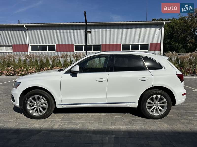 Позашляховик / Кросовер Audi Q5 2014 в Луцьку
