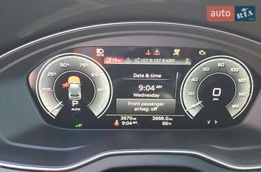 Внедорожник / Кроссовер Audi Q5 2024 в 